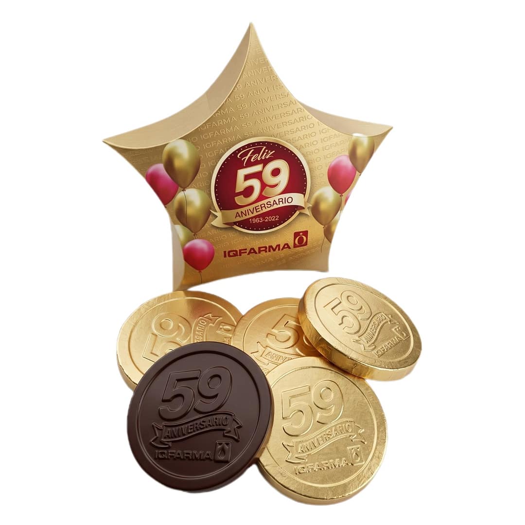 Caja estrella de aniversario con chocolates personalizados